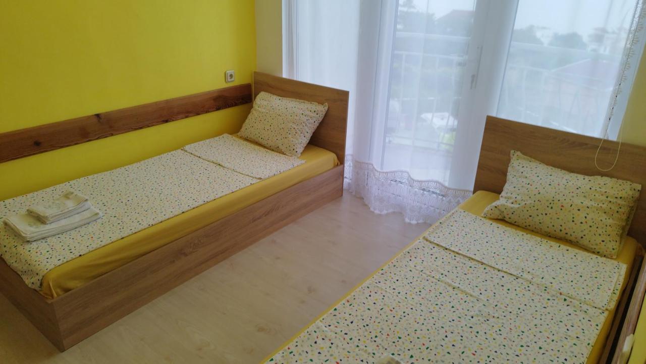 Family Hotel Kentavar 2 ビャラ エクステリア 写真